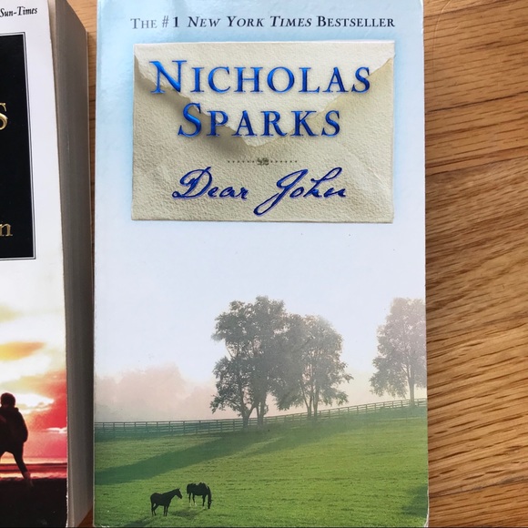 Nicholas Sparks book bundle - Picture 3 of 5